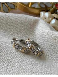 Luseera Pozłacane kolczyki-kreole z cyrkoniami rozmiar: onesize. Szare kolczyki damskie Luseera, z cyrkonią, pozłacane. Za 43.99 zł.