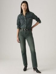 Levi's Dżinsy "501" - Mom fit - w kolorze niebieskim rozmiar: W27/L32. Niebieskie jeansy damskie Levi's, z podwyższonym stanem. Za 245.38 zł.