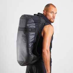 Torba do sportów walki Outshock 900 60 l. Czarne torby sportowe OUTSHOCK, bez wzorów, z materiału. Za 219.99 zł.