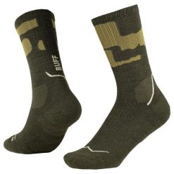 Skarpetki Buff MERINO MW CREW SOCKS MWC2 BEETLE. Zielone skarpetki damskie Buff, bez wzorów, z elastanu. Za 139.90 zł.