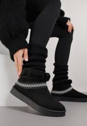 Czarne Rustykalne Śniegowce z Imitacji Zamszu z Haftem i Futerkiem Zetilda. Czarne śniegowce damskie Renee, z dzianiny. Za 99.99 zł.