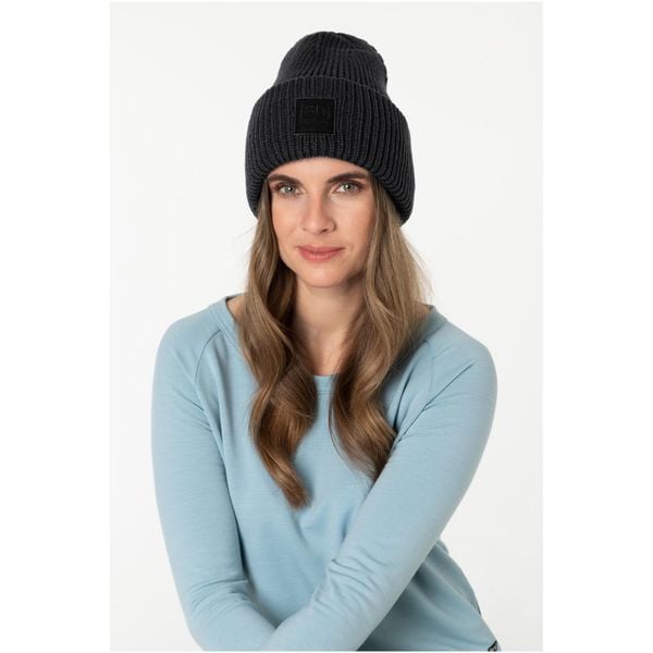 Czapka SUPER.NATURAL Krissini Beanie. Brązowe czapki damskie super.natural, z aplikacjami, z materiału. Za 249.99 zł.