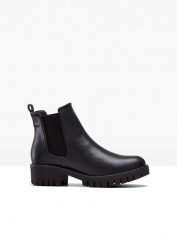 Sztyblety. Czarne botki damskie bonprix, bez obcasa, bez zapięcia. Za 149.99 zł.