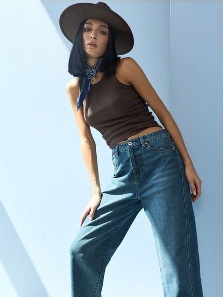 Bawełniane jeansy balloon comfort - niebieski. Niebieskie jeansy damskie Sinsay. Za 69.99 zł.