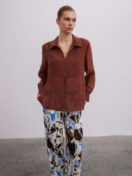 BGN Bluzka w kolorze brązowym rozmiar: 36. Brązowe bluzki damskie BGN, bez wzorów, bez kołnierzyka, bez ramiączek. Za 69.58 zł.