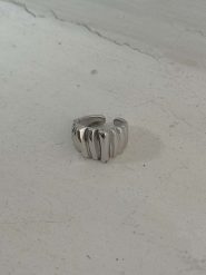 Lodie Silver Pierścionek rozmiar: onesize. Szare pierścionki damskie Lodie Silver, z mosiądzu. Za 46.95 zł.
