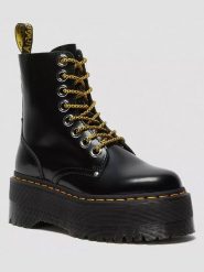 Dr. Martens Skórzane botki w kolorze czarnym rozmiar: 40. Czarne botki damskie Dr Martens, eleganckie, bez obcasa, na platformie, bez zapięcia. Za 1,027.88 zł.