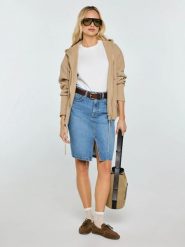 Spódnica damska jeansowa mini niebieska Zoe 462. Niebieskie spódnice damskie Big Star, na co dzień, bez wzorów, z denimu, klasyczne, mini. Za 199.99 zł.