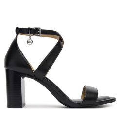 Sandały MICHAEL Michael Kors. Czarne kozaki damskie MICHAEL Michael Kors, bez obcasa, na słupku, bez zapięcia. Za 699.99 zł.