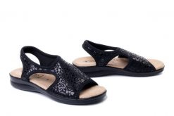 SANITAL FLEX 8041.17 black, sandały damskie. Czarne sandały damskie Sanital-Flex, bez wzorów, bez obcasa, na koturnie, bez zapięcia. Za 140.17 zł.