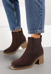 Jasnobrązowe Botki na Obcasie Ozdobione Elastyczną Wstawką Resilina. Brązowe botki damskie Renee, z dzianiny, eleganckie, bez obcasa, na obcasie, bez zapięcia. Za 139.99 zł.