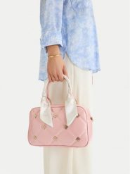 Nine West Torebka EO-Allen Gaze-KS2577-1 Różowy. Czerwone kuferki damskie Nine West, bez wzorów, z materiału, bez dodatków. Za 279.99 zł.