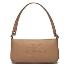 Torebka Calvin Klein Jeans. Torebki klasyczne damskie Calvin Klein Jeans, z jeansu, bez dodatków. Za 199.99 zł.