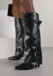 Czarne Kozaki na Słupku z Cholewką Imitującą Nogawkę ze Sprzączkami Unwedara. Czarne kozaki damskie Renee, na zimę, z materiału, ze szpiczastym noskiem, bez obcasa, na obcasie, bez zapięcia. Za 169.99 zł.