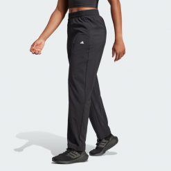 Spodnie Training. Czarne obuwie sportowe damskie Adidas, xs, bez wzorów, z materiału. Za 261.00 zł.