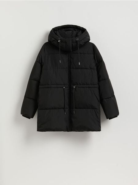Pikowana kurtka z odpinanym kapturem - czarny. Czarne kurtki damskie Reserved, l, bez wzorów, z tkaniny. Za 359.99 zł.