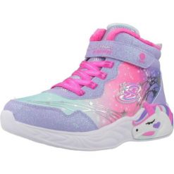 Kapcie SKECHERS UNICORN DREAMS - MAGICAL COVE Fioletowy. Fioletowe kapcie damskie Skechers, z syntetyku. Za 179.99 zł.