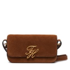 Torebka Tommy Hilfiger. Brązowe listonoszki damskie Tommy Hilfiger, bez wzorów, bez dodatków. Za 849.99 zł.