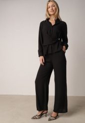 Czarny Wiskozowy Komplet Asymetryczna Koszula i Spodnie z Kieszeniami Moneia. Czarne koszule damskie Born2be, l, bez wzorów, z wiskozy, eleganckie, z asymetrycznym kołnierzem, bez ramiączek. Za 159.99 zł.