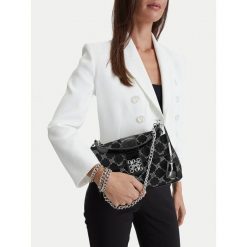 Torebka Nine West. Czarne torebki klasyczne damskie Nine West, bez wzorów, bez dodatków. Za 329.99 zł.