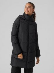 Vero Moda Płaszcz pikowany w kolorze czarnym rozmiar: S. Czarne płaszcze damskie Vero Moda, s, bez wzorów, z materiału, bez kaptura. Za 140.86 zł.