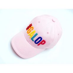 Czapka z daszkiem Galop Wear. Czerwone czapki z daszkiem damskie GALOP WEAR, bez wzorów. Za 119.00 zł.