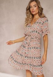 Jasnoróżowa Sukienka Mini z Gumką w Pasie i Falbanką z Wiskozy Ellison. Czerwone sukienki damskie Renee, bez wzorów, z wiskozy, bez ramiączek. W wyprzedaży za 55.99 zł.