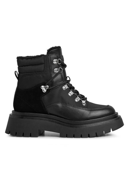 Pepe Jeans Trzewiki PLS50498 Czarny. Czarne botki damskie Pepe Jeans, z jeansu, bez obcasa, na płaskiej podeszwie, bez zapięcia. Za 459.99 zł.