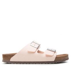 Klapki Birkenstock. Czerwone klapki damskie Birkenstock, bez wzorów, bez obcasa, bez zapięcia. Za 449.99 zł.
