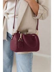 Lia Biassoni Skórzana torebka w kolorze fioletowym - 22 x 17 x 13 cm rozmiar: onesize. Różowe torebki klasyczne damskie Lia Biassoni, z materiału, przez ramię, bez dodatków. Za 260.99 zł.