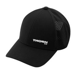 Czapka sportowa z daszkiem Thorn Fit Logo. Czarne czapki z daszkiem damskie THORN FIT, bez wzorów, z elastanu. Za 83.90 zł.