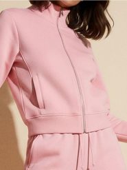 Gładka bluza ze stójką - różowy. Czerwone bluzy damskie Sinsay, l, bez wzorów, bez kaptura. Za 39.99 zł.