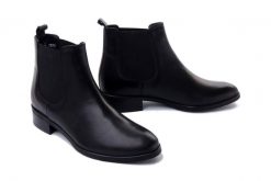 BIOECO BY ARKA 7828 0308 czarny, botki damskie. Czarne botki damskie Bioeco by Arka, na zimę, ze skóry, bez obcasa, na obcasie, bez zapięcia. Za 419.90 zł.