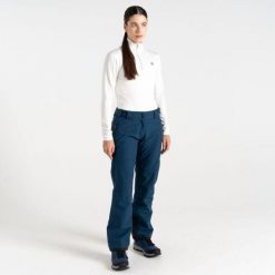 Spodnie narciarskie dla kobiet Dare2B DWW556. Niebieskie spodnie sportowe damskie Dare 2b, na zimę, bez wzorów, narciarskie. W wyprzedaży za 199.99 zł.