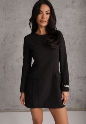Czarna Trapezowa Sukienka VICES o Eleganckim Kroju Zdobionym Imitacją Kieszeni Agats. Czarne sukienki damskie Renee, z aplikacjami, eleganckie, bez ramiączek. Za 179.99 zł.