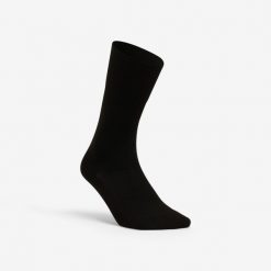 Skarpety siatkarskie Allsix VSK500 mid czarne. Czarne skarpetki damskie ALLSIX, bez wzorów, z elastanu. Za 34.99 zł.