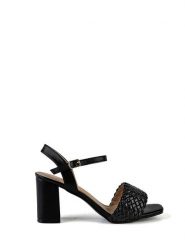 Musk Sandały w kolorze czarnym rozmiar: 40. Czarne sandały damskie MUSK, bez wzorów, z materiału, z otwartym noskiem, bez obcasa, na koturnie, bez zapięcia. Za 82.83 zł.