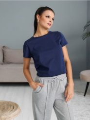 Koszulka basic - granatowy. Niebieskie koszulki damskie Sinsay, l, bez wzorów, z bawełny, bez kołnierzyka, bez ramiączek. W wyprzedaży za 11.99 zł.