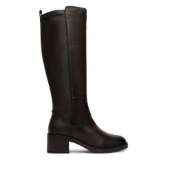 Kozaki Tamaris. Brązowe kozaki damskie Tamaris, bez obcasa, na słupku, bez zapięcia. Za 754.99 zł.