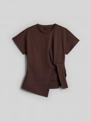 4F T-shirt slim z marszczeniem damski - brązowy XL. Brązowe t-shirty damskie 4F, m, bez wzorów, z dzianiny, bez kołnierzyka. Za 89.99 zł.