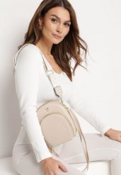 Beżowa Mała Torebka Owalna z Ozdobnym Paskiem i Pikowaniem Saeuse. Brązowe torebki klasyczne damskie Born2be, małe, pikowane, bez dodatków. Za 79.99 zł.