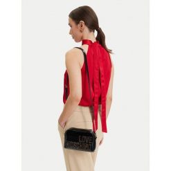 Torebka LOVE MOSCHINO. Czarne listonoszki damskie Love Moschino, bez wzorów, bez dodatków. Za 827.99 zł.