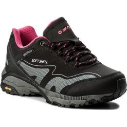 Trekkingi HI-TEC - Kangri Low Wp Wo's AVSAW17-HT-01 Black/Shiny Pink. Czarne obuwie trekkingowe damskie Hi-tec, z materiału. W wyprzedaży za 259.00 zł.