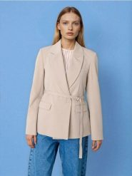 Marynarka z domieszką wiskozy - beżowy. Brązowe marynarki i żakiety damskie Sinsay, l, bez wzorów, z wiskozy. Za 79.99 zł.