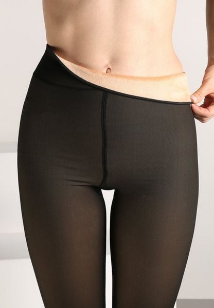 Czarne Gładkie Rajstopy z Wewnętrznym Ociepleniem Emitharia. Czarne rajstopy Born2be, bez wzorów, z dzianiny. Za 44.99 zł.