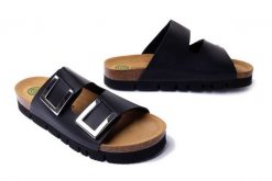 DR. BRINKMANN 700349-01 schwarz, klapki damskie. Czarne klapki damskie Dr. Brinkmann, bez wzorów, bez obcasa, bez zapięcia. Za 230.93 zł.