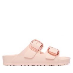 Klapki Birkenstock. Czerwone klapki damskie Birkenstock, bez wzorów, bez obcasa, bez zapięcia. Za 279.99 zł.