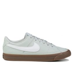 Buty sportowe, trampki NIKE COURT LEGACY. Białe trampki damskie Nike, bez wzorów, bez zapięcia. W wyprzedaży za 209.00 zł.