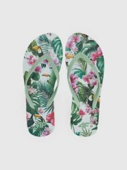 Japonki damskie 4F 4FRSS26FFLIF245. Białe klapki damskie 4F, bez wzorów, z gumy, bez obcasa, bez zapięcia. Za 34.99 zł.