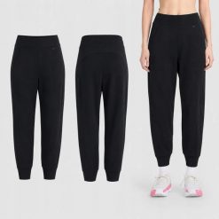 SPODNIE DAMSKIE DRESOWE 4F JOGGERY SPORTOWE Z MODALEM CZARNE. Czarne spodnie sportowe damskie 4F, m, bez wzorów, z dresówki, na fitness i siłownię. Za 189.99 zł.